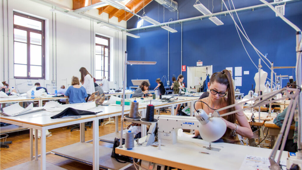 Studera modemarknadsföring & management i Milano.